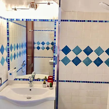 Апартаменты Attico Con Ampio Terrazzo E Vista Mozzafiato Vicino Il Mare