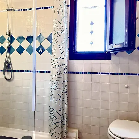 Attico Con Ampio Terrazzo E Vista Mozzafiato Vicino Il Mare