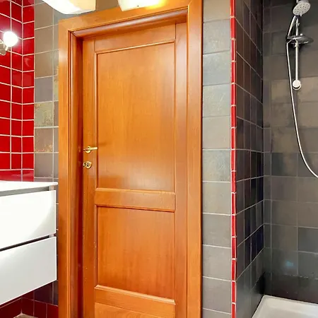 Attico Con Ampio Terrazzo E Vista Mozzafiato Vicino Il Mare Appartement *